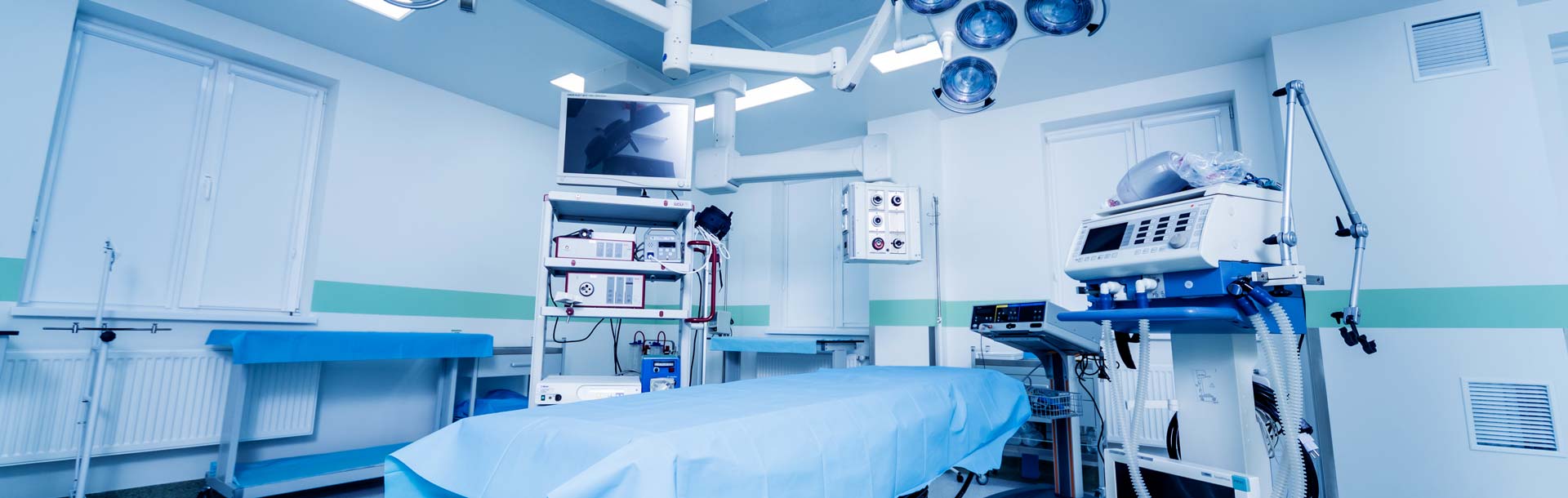 Fully equipped hospital operating room